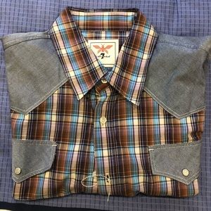 NWOT Men’s L/S Shirt